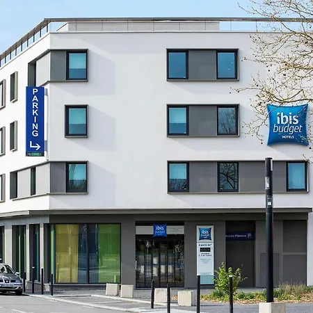 Ibis Saint Quentin En Yvelines - Velodrome