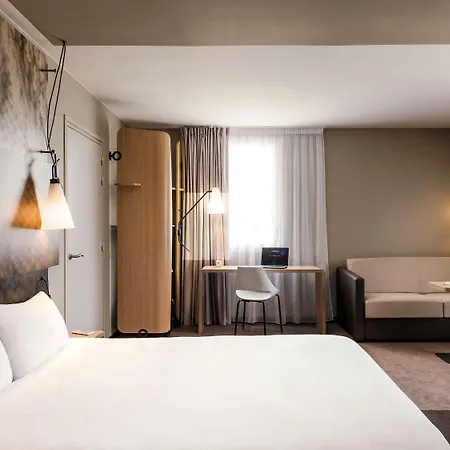 Ibis Saint Quentin En Yvelines - Velodrome Hotel Montigny-le-Bretonneux