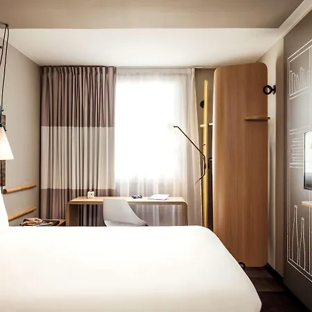 Ibis Saint Quentin En Yvelines - Velodrome Hotel Montigny-le-Bretonneux