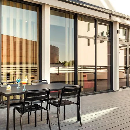 Ibis Saint Quentin En Yvelines - Velodrome