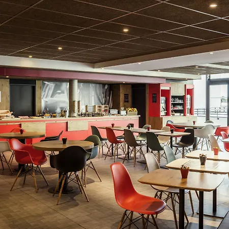 Ibis Saint Quentin En Yvelines - Velodrome Hotel