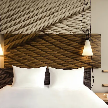 Ibis Saint Quentin En Yvelines - Vélodrome Hotel