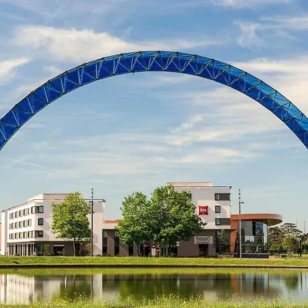 Szálloda Ibis Saint Quentin En Yvelines - Velodrome