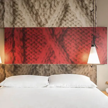 Ibis Saint Quentin En Yvelines - Velodrome Montigny-le-Bretonneux