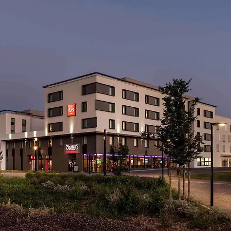 Hotel Ibis Saint Quentin En Yvelines - Vélodrome Montigny-le-Bretonneux