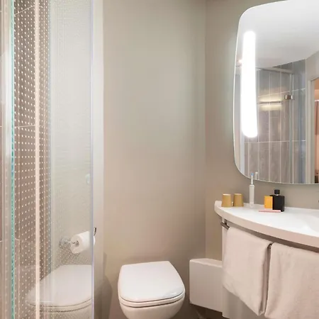 Ibis Saint Quentin En Yvelines - Vélodrome 3* Montigny-le-Bretonneux