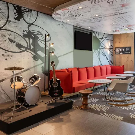 Ibis Saint Quentin En Yvelines - Vélodrome Hotel Montigny-le-Bretonneux