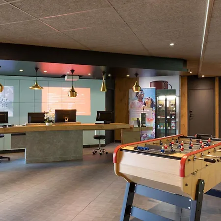Ibis Saint Quentin En Yvelines - Vélodrome Hotel Montigny-le-Bretonneux