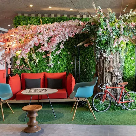 Ibis Saint Quentin En Yvelines - Vélodrome 3*