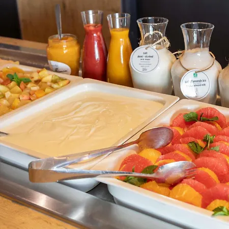 Ibis Saint Quentin En Yvelines - Velodrome Hotel Montigny-le-Bretonneux