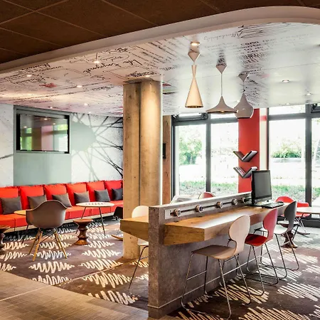 Ibis Saint Quentin En Yvelines - Velodrome Hotel