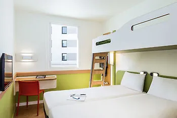 Ibis Saint Quentin En Yvelines - Velodrome Hotel Montigny-le-Bretonneux
