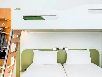 Ibis Saint Quentin En Yvelines - Vélodrome Hotel