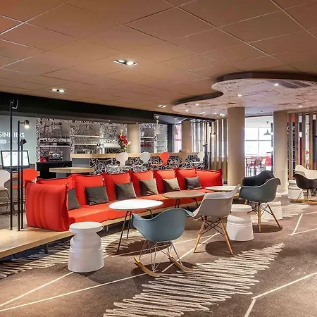 Ibis Saint Quentin En Yvelines - Velodrome