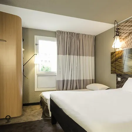 Ibis Saint Quentin En Yvelines - Velodrome Hotel Montigny-le-Bretonneux