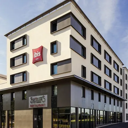 Ibis Saint Quentin En Yvelines - Velodrome