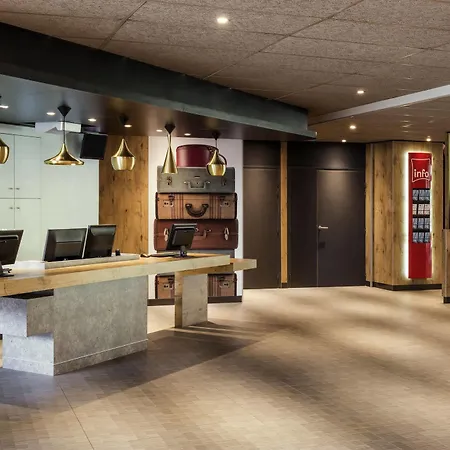 Ibis Saint Quentin En Yvelines - Velodrome Hotel 3*